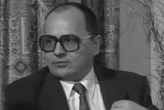 Виктор Суворов: какие факты искажает советский предатель в своих книгах