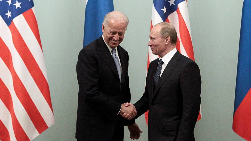 США заявили о желании восстановить предсказуемость отношений с РФ на встрече президентов