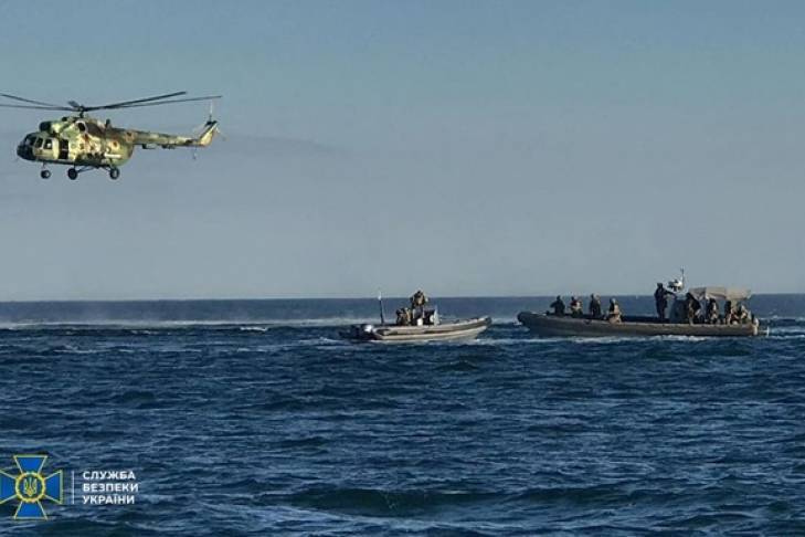 СБУ на Одесчине освобождала "захваченное" террористами судно