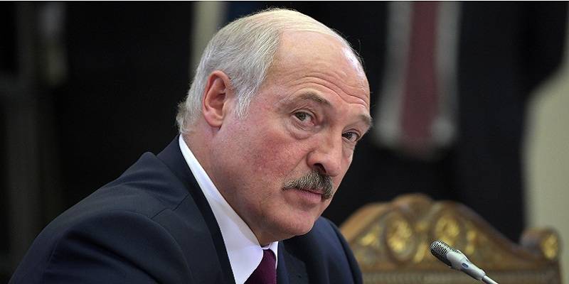 Александр Лукашенко заявляет, что Запад ведет гибридную войну против Беларуси из-за провалившегося госпереворота - ТЕЛЕГРАФ