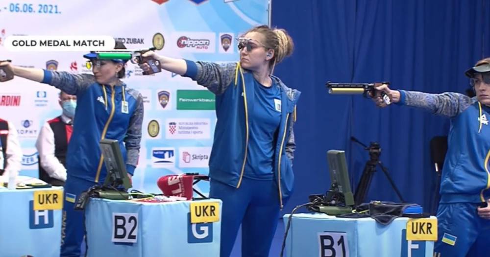 Украинки на ЧЕ по пулевой стрельбе "перестреляли" россиянок и выиграли золото