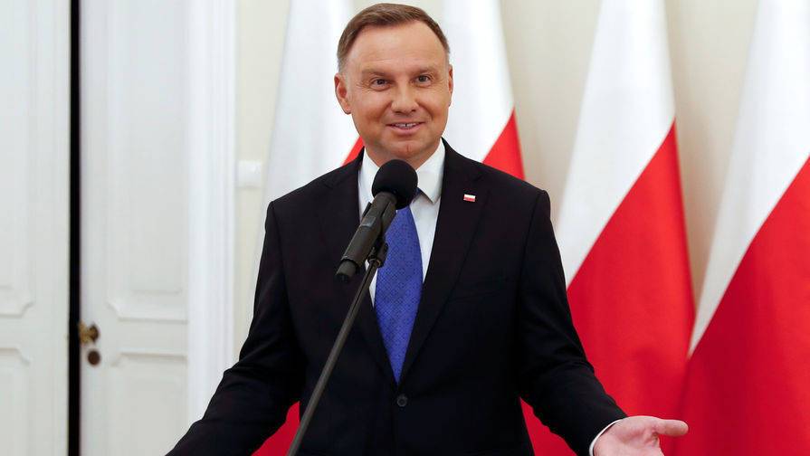 Глава Польши назвал Россию «ненормальной страной»