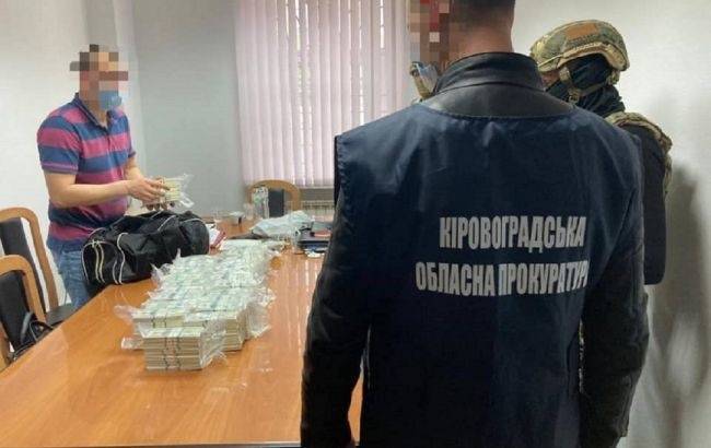 Задержаны мошенники, которые за 3,5 миллиона долларов обещали пост главы Кировоградской ОГА