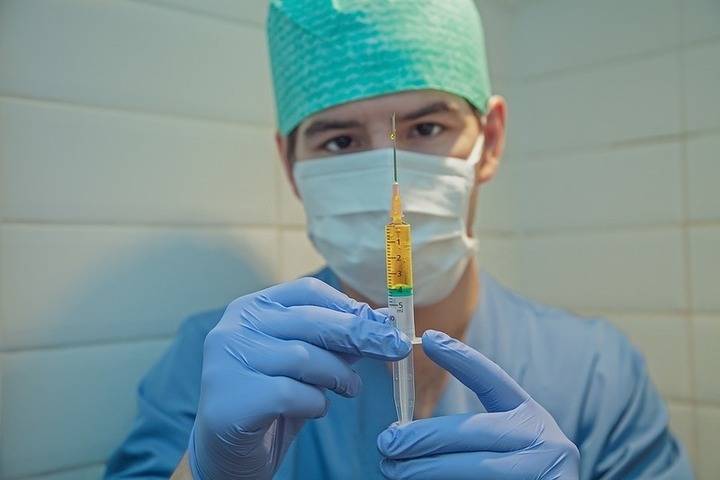 Германия: В ФРГ минимум одну прививку получили свыше 40% населения