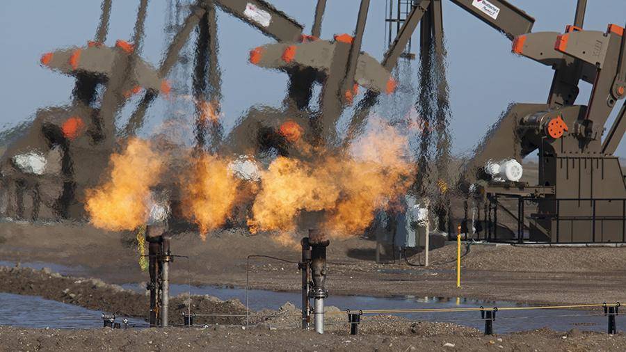 Минэнерго порекомендует нефтяникам нарастить поставки топлива на рынок