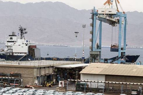 Впервые: в порт Эйлата прибыло грузовое судно из Абу-Даби