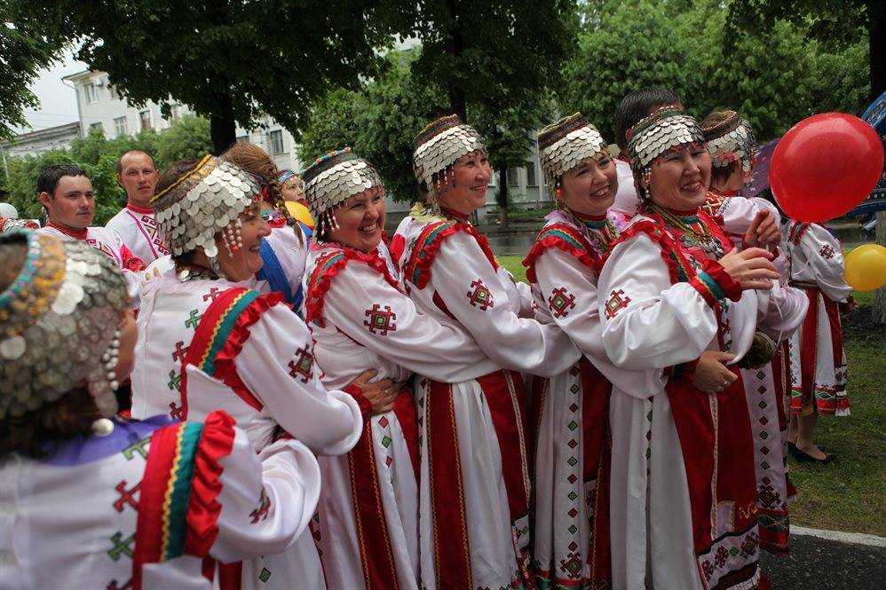 Танцуй, Акатуй! Ульяновские чуваши готовят скачки, концерты и вкусные угощения