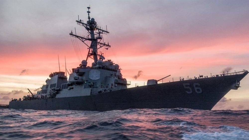 ФСБ обвинила США в нарушении морских границ России в 2020 году