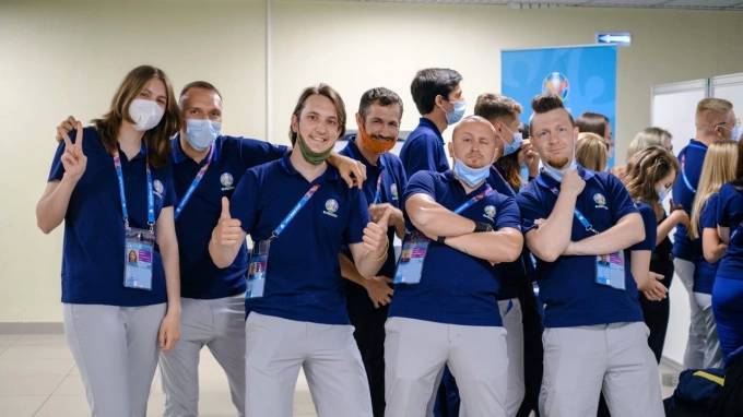 1,5 тысячи волонтеров будут задействованы в Петербурге на Евро-2020