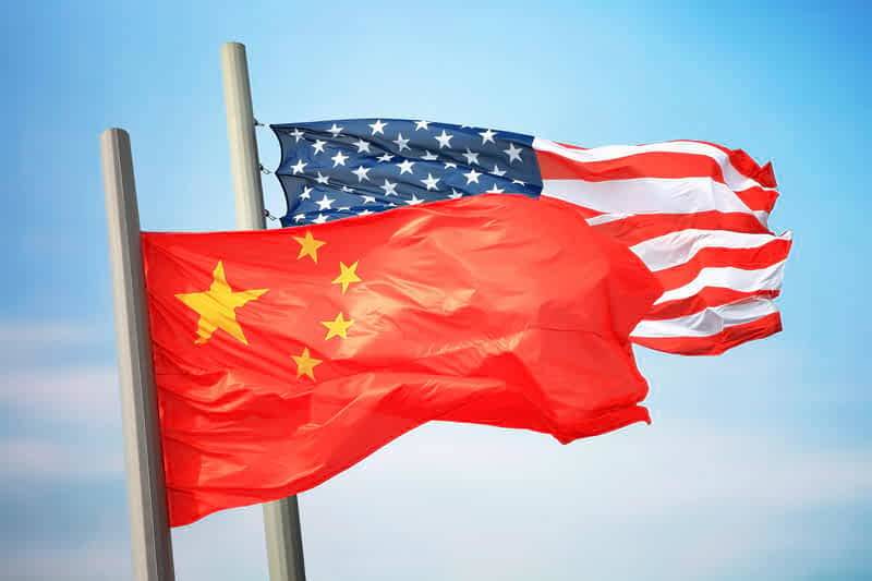 США возобновили переговоры с Китаем по урегулированию торгового конфликта и мира