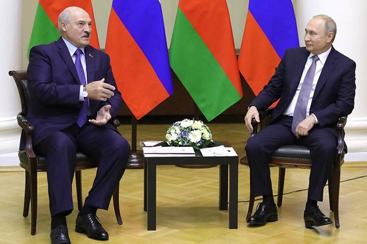 Лукашенко обсудит с Путиным возобновление авиасообщения Белоруссии с Россией