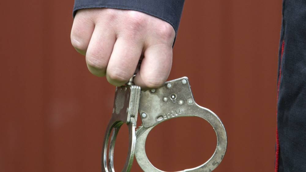 Девять жителей Иркутска задержаны за махинации в сфере ЖКХ