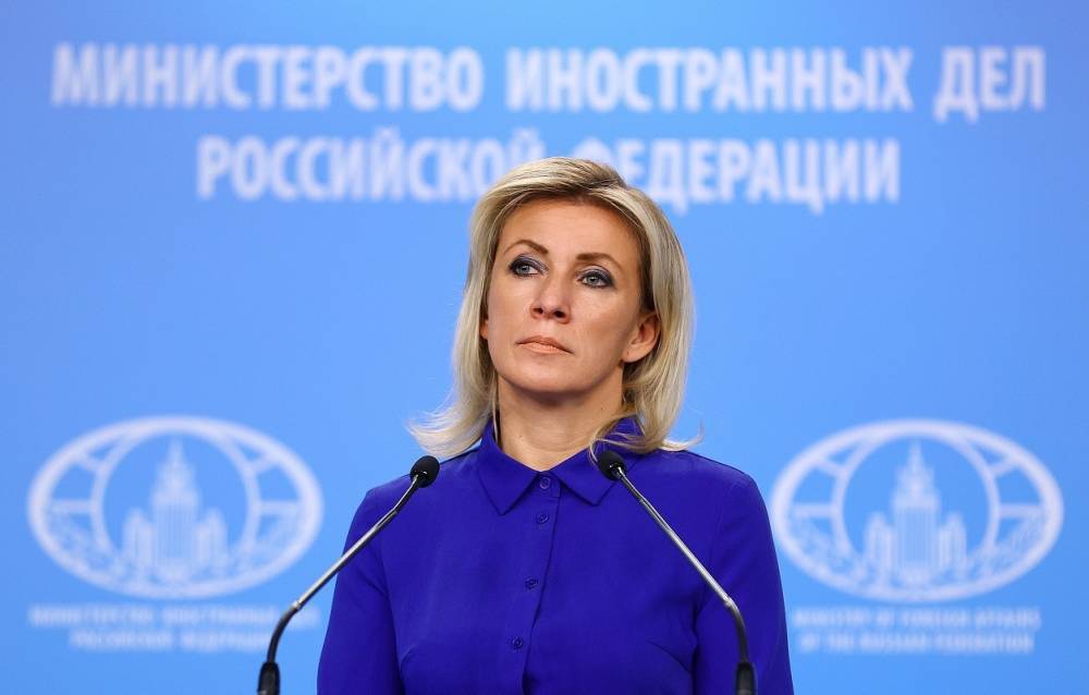 Захарова назвала безответственным запрет стран Запада на полеты через Белоруссию