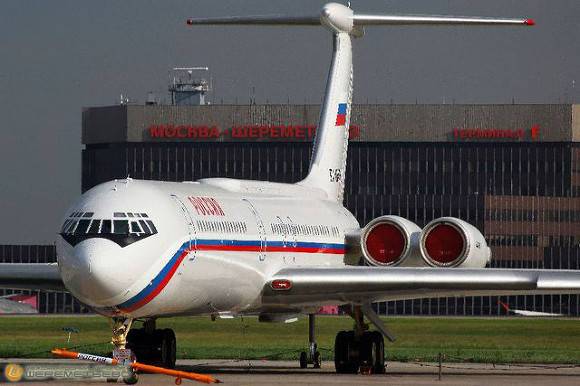 У самолета, прилетевшего в Москву из Южно-Сахалинска, сработал датчик неисправности шасси