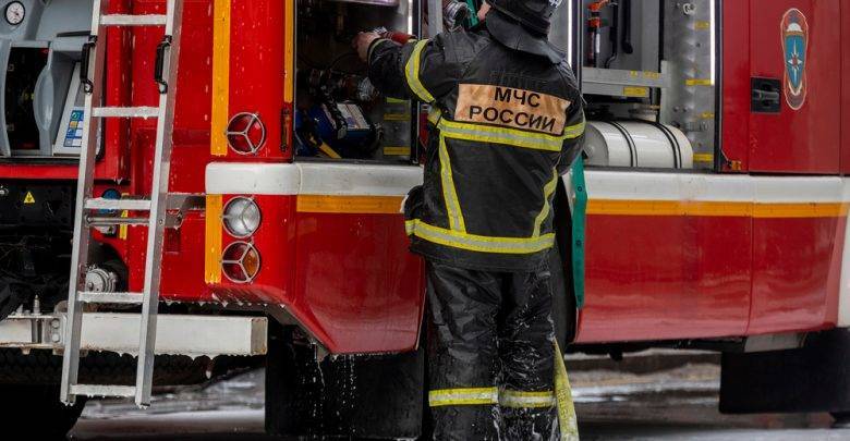 В Кемерове загорелся перинатальный центр, эвакуировали около 130 человек