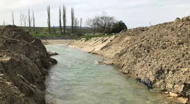 Оккупированному Симферополю не хватает воды: запасы Тайганского водохранилища исчерпаны, забор начали вести из Белогорского