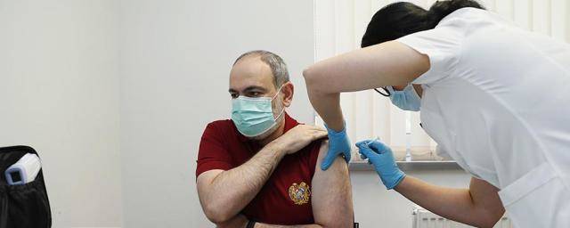 Никол Пашинян привился от ковида и призвал жителей Армении пройти вакцинацию