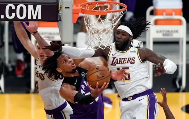 НБА: Рэпторс обыграли Лейкерс, Оклахома Михайлюка уступила Финиксу