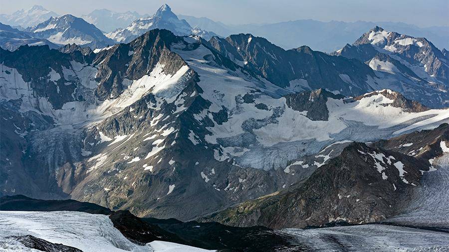 Следователи начали проверку после гибели двух альпинистов на Эльбрусе