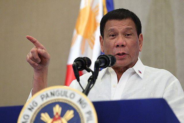 Президент Филиппин вакцинировался от коронавируса