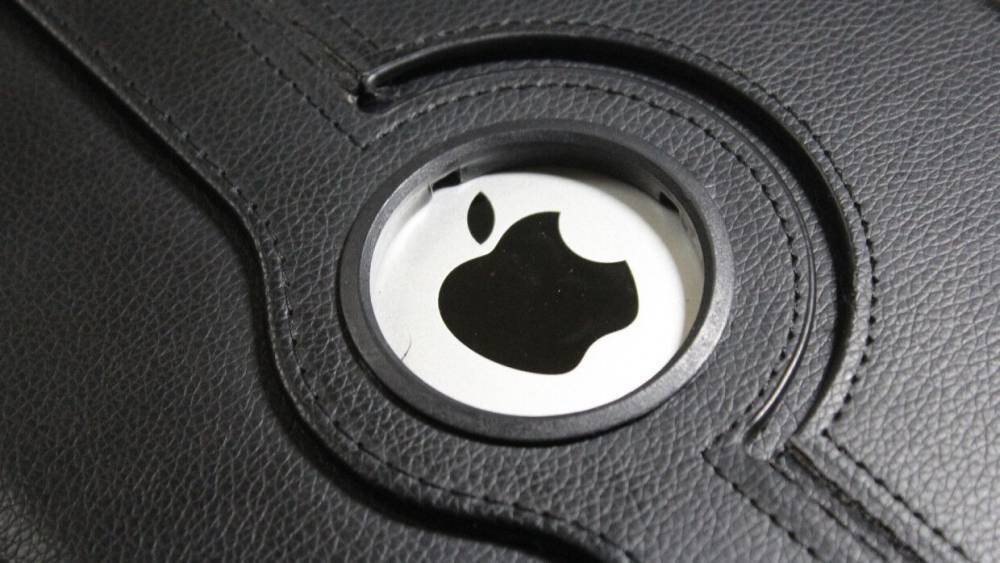 Apple намерена показать свой первый iPhone с гибким дисплеем