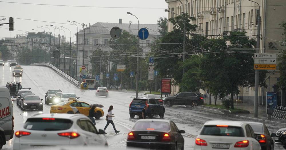 Москвичей в воскресенье вновь ожидают дожди