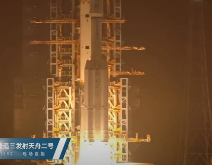 Китай впервые запустил грузовой корабль «Тяньчжоу-2» к новой орбитальной станции