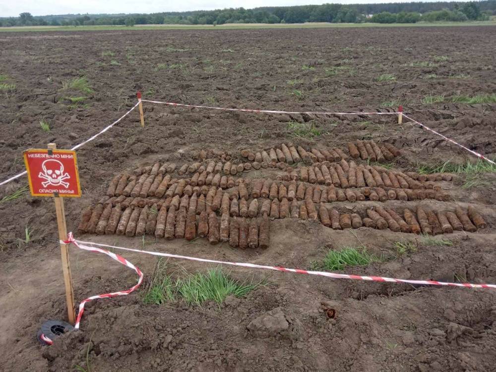 В Черкасской области обнаружили более 200 боеприпасов времен Второй мировой войны