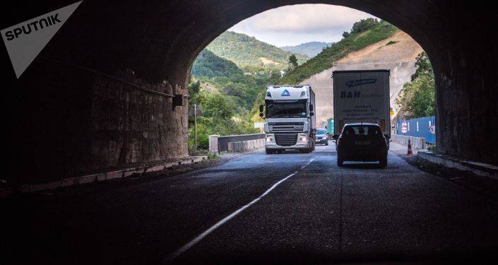 Рикотский тоннель в Грузии закрыт для автомобилей