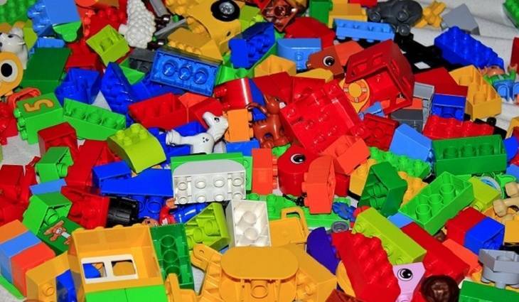 LEGO выпустит первый ЛГБТ-набор