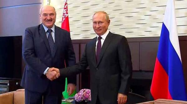 Лукашенко в ближайшее время признает Крым российским – прогноз политолога