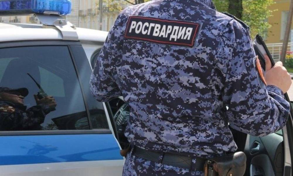 Офицеры Росгвардии не пострадали при задержании стрелка в Екатеринбурге