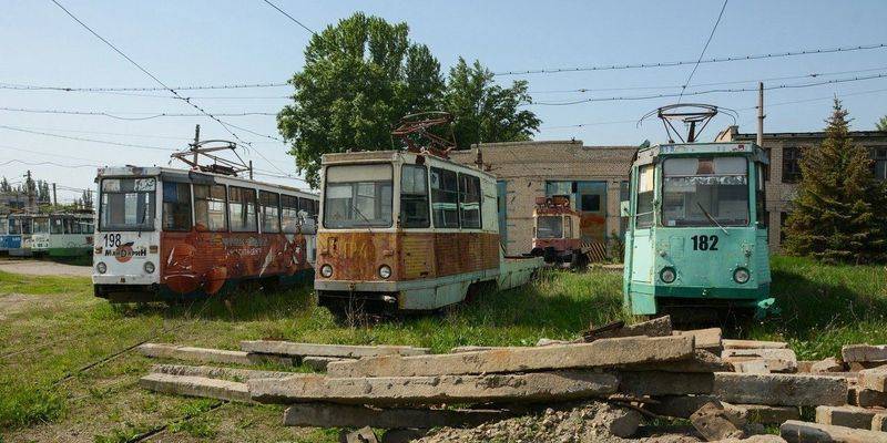 Денис Казанский показали кладбище трамваев в Луганске, фото - ТЕЛЕГРАФ