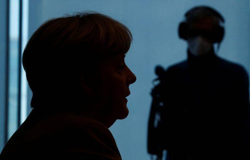 Шпионский скандал: Дания помогала США следить за Меркель