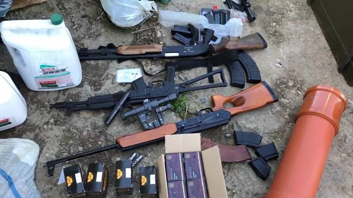 ФСБ задержала почти 100 подпольных оружейников