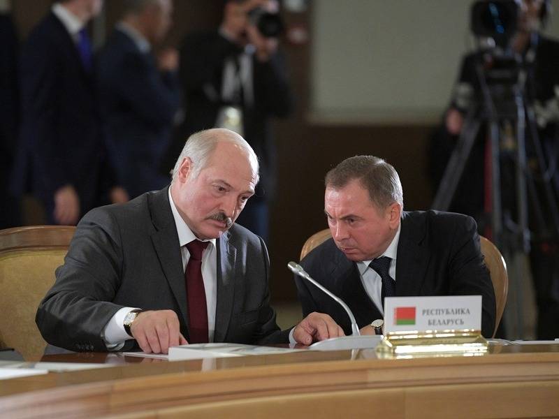 Песков отправил в МИД Беларуси с вопросами о российских олигархах-провокаторах