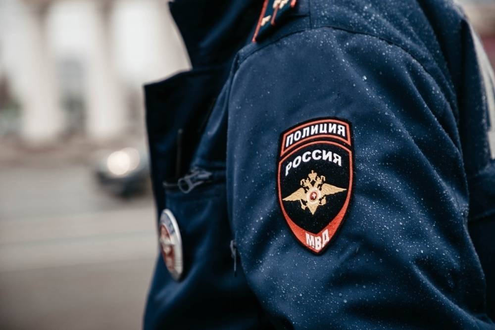 Жителей Тверской области остановил патруль, когда они ехали с крадеными вещами