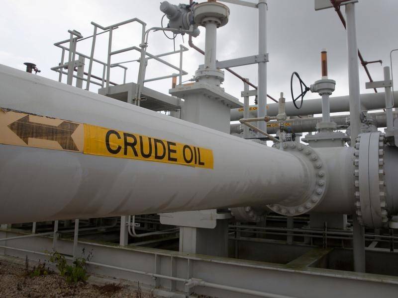Нефть растет в ожидании встречи ОПЕК+