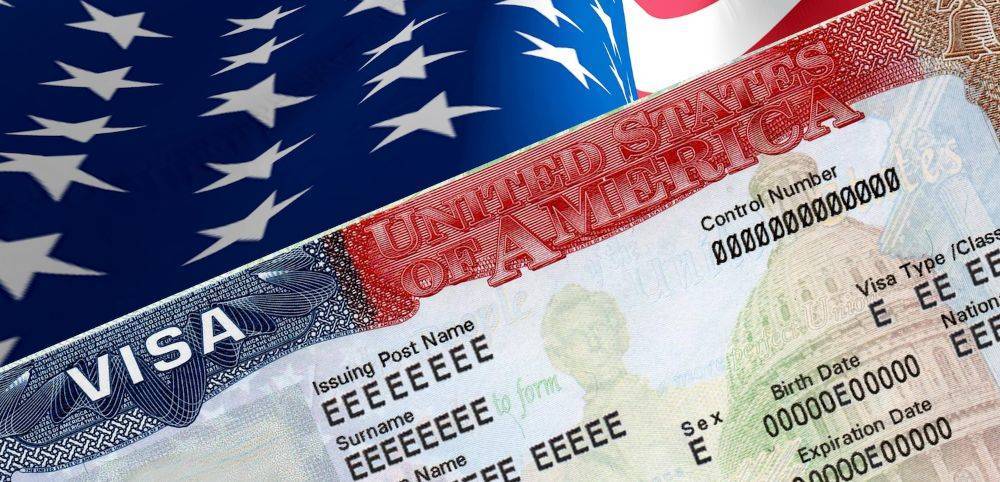 МИД оценил действия посольства США о прекращении выдачи виз