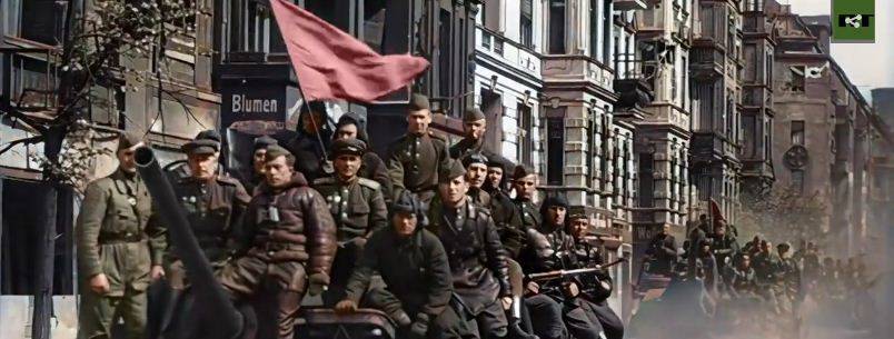 RT отреставрировал и сделал цветными съёмки парада советских войск в Берлине в мае 1945 года