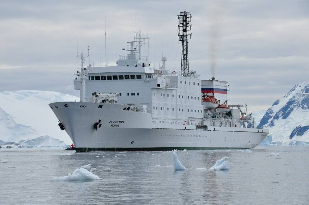 Российские студенты отправятся изучать Арктику на научно-исследовательских судах – Учительская газета