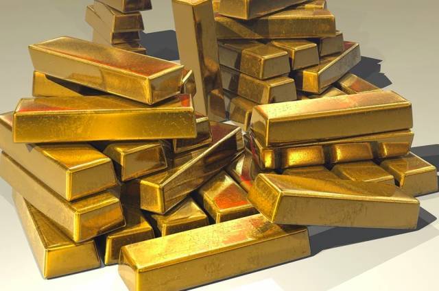 Экспорт российского золота в марте вырос почти в два раза