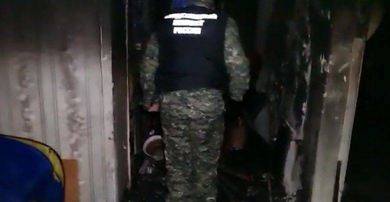 СК показал видео из квартиры в Ленобласти, где при пожаре погибли подростки
