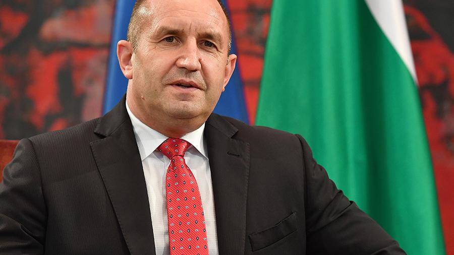 Президент Болгарии объявил о намерении распустить парламент