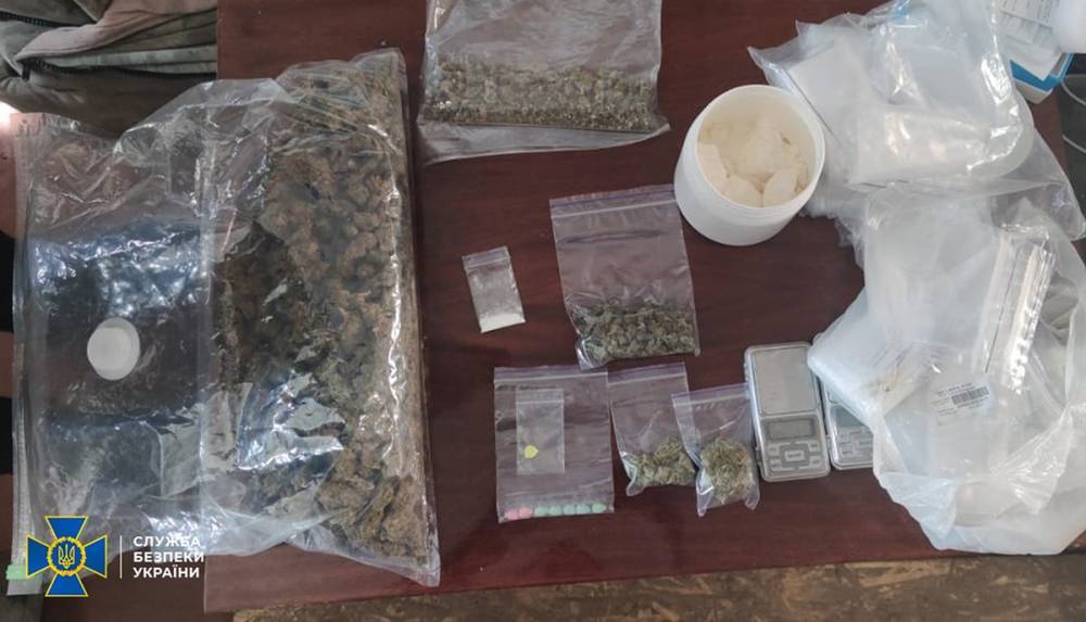СБУ разоблачила наркосиндикат, который завозил кокаин из Латинской Америки