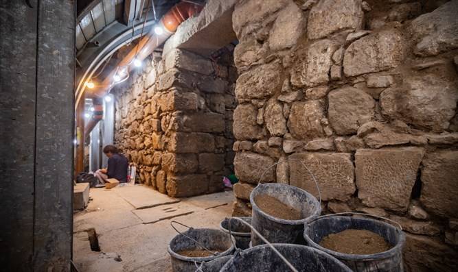 Уникальная находка в Городе Давида (Иерусалим) при раскопках Дороги Паломников поразила