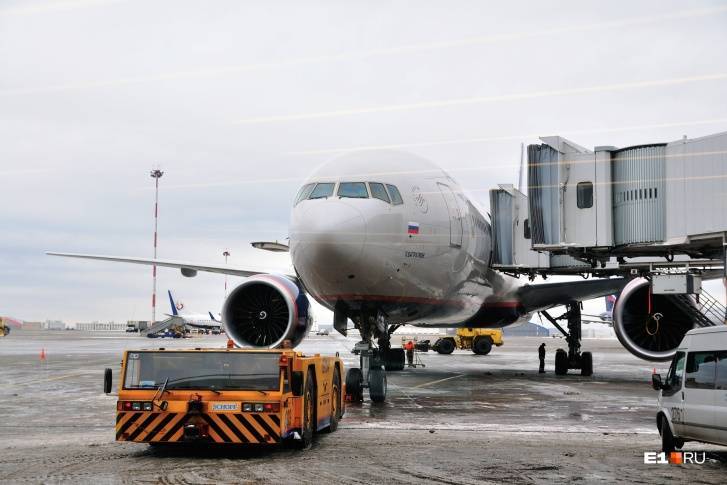 72-летний пассажир рейса «Москва – Екатеринбург» скончался на борту самолета