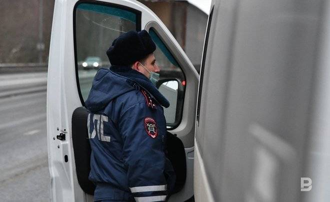 ГИБДД Казани опубликовали видео, как инспекторы установили пьяного водителя