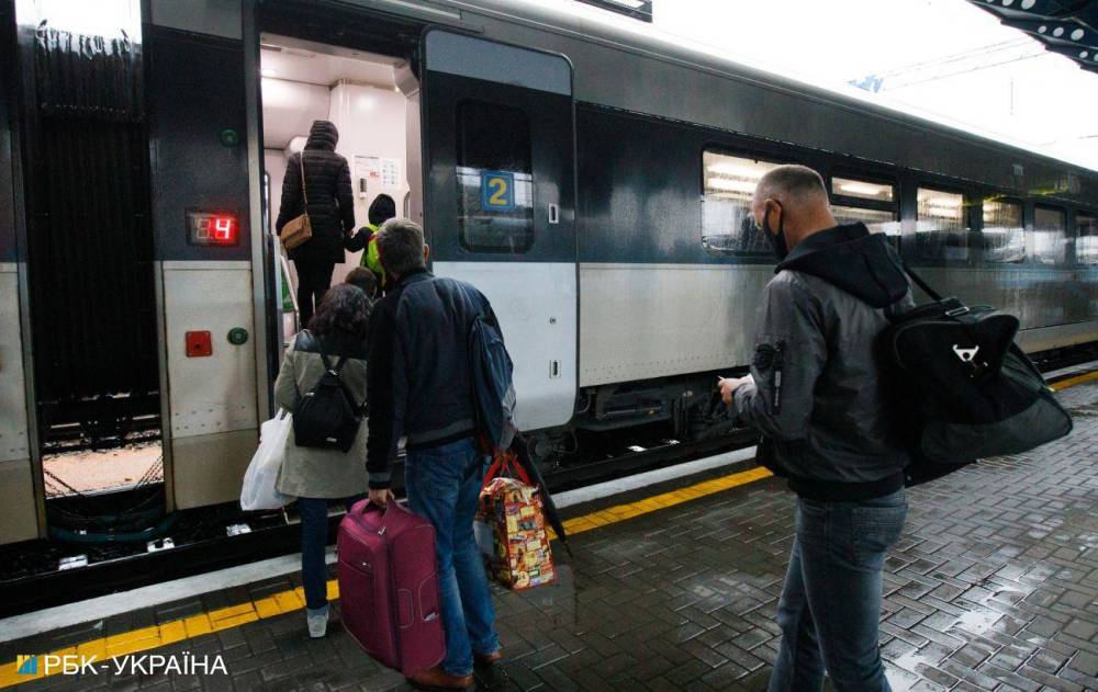Укрзализныця уже в июне возобновит поезда в Венгрию и Австрию