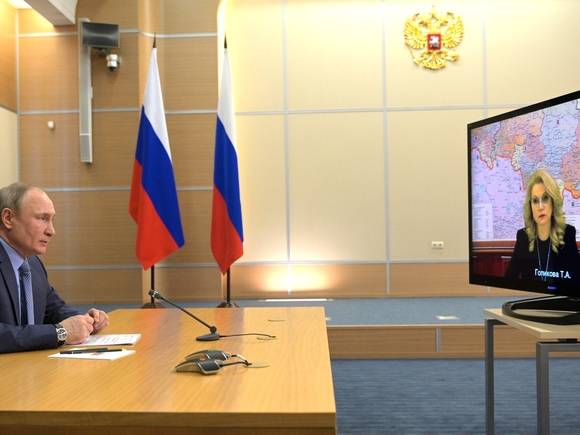 Путин: Решение о снятии ограничений на поездки россиян в другие страны — это не политический, а медицинский вопрос